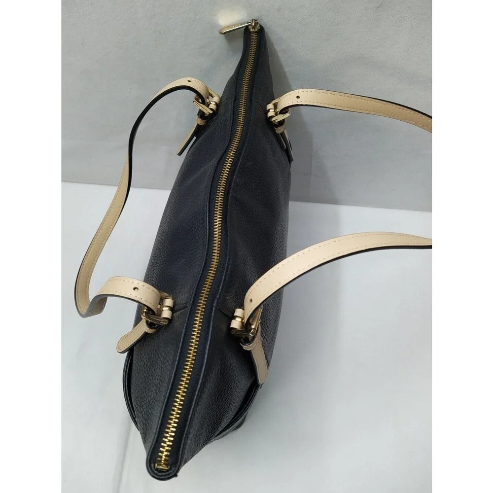 Michael Kors Jet Set Black Leather Double Handles Zipper Closure Tote Bag - Picture 10 of 16